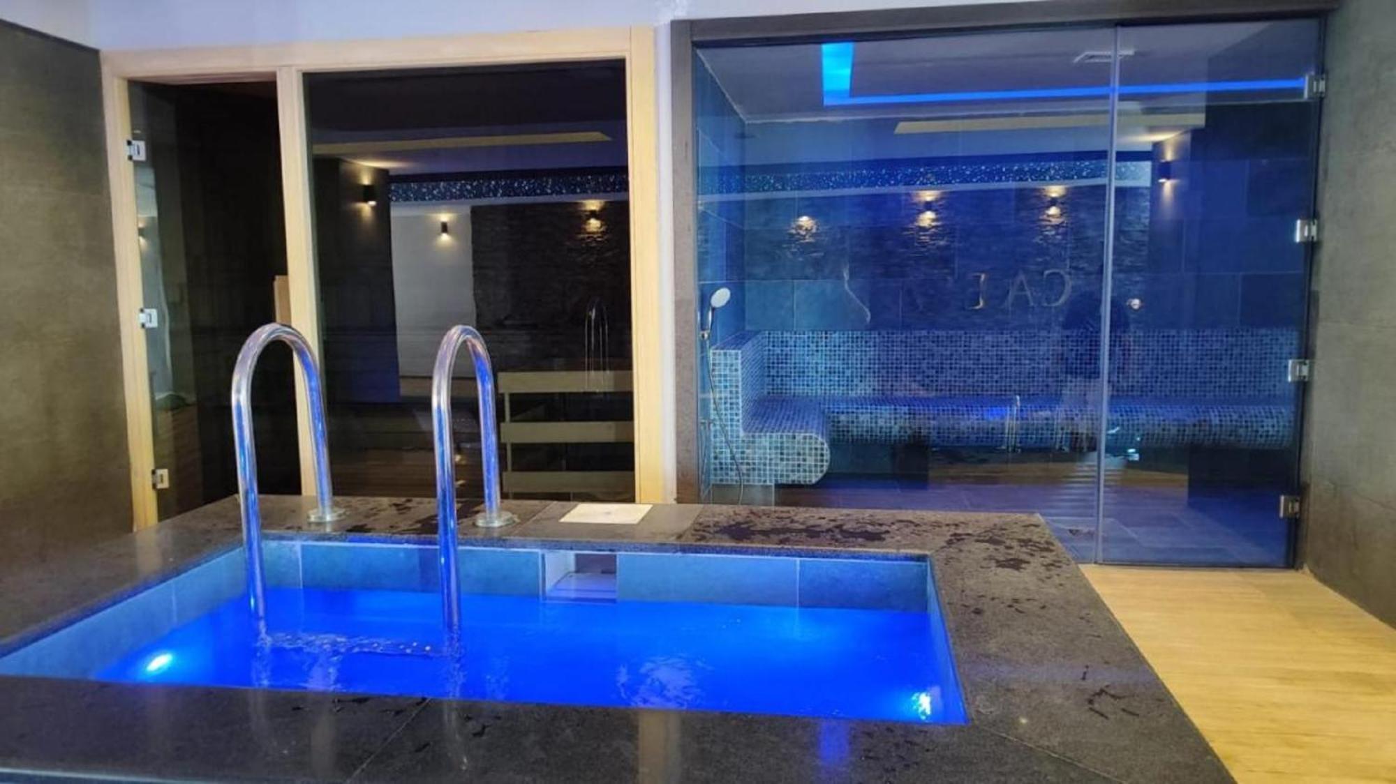 Apartment Azure Seaview In Priscilla, Caesar Blue & Spa, Gastria, Kalechik, Bogaz Gastria